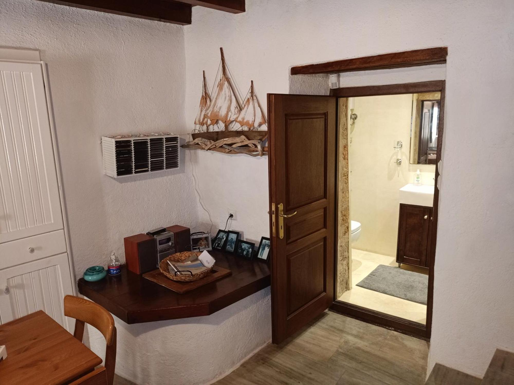 Kissamitakis Guesthouse Монемвасія Екстер'єр фото